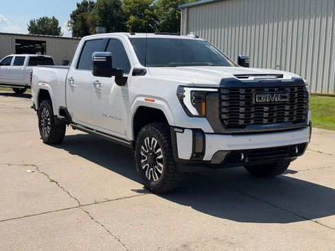 Used 2024 GMC Sierra 2500 Denali Ultimate w/ Max Trailering Package AWD/4WD image 1