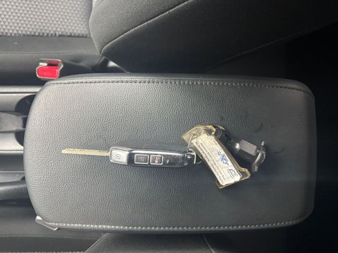 Used 2025 Kia Soul LX w/ LX Technology Package image 22