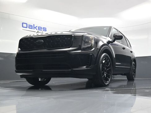 Used 2021 Kia Telluride EX w/ EX Premium Package image 44