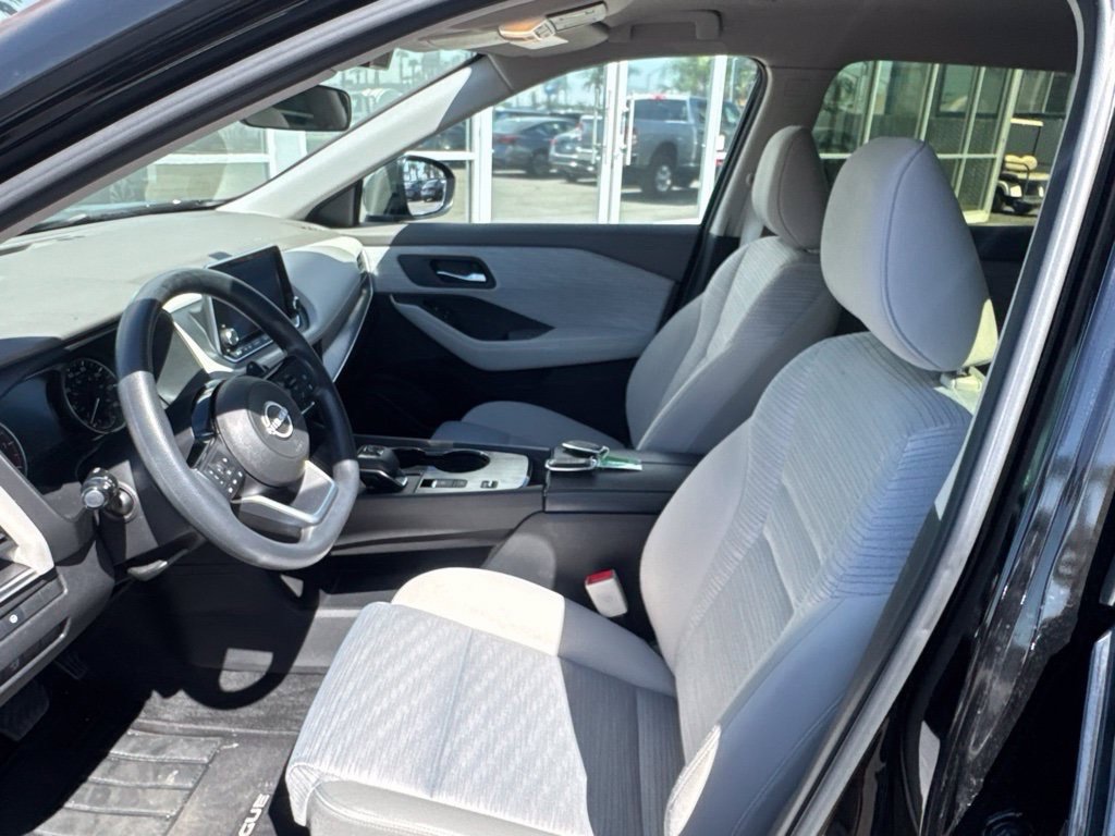 Used 2023 Nissan Rogue SV FWD image 19