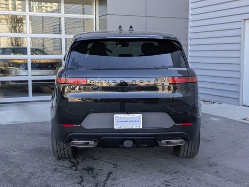 New 2026 Land Rover Range Rover Sport SE image 4