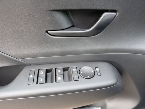 New 2026 Hyundai Kona SE image 16