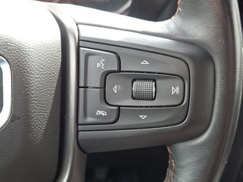 Used 2022 GMC Sierra 1500 AT4 w/ AT4 Premium Package AWD/4WD image 43
