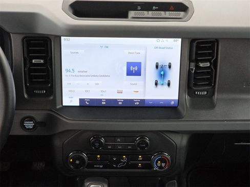 Used 2024 Ford Bronco Big Bend image 19