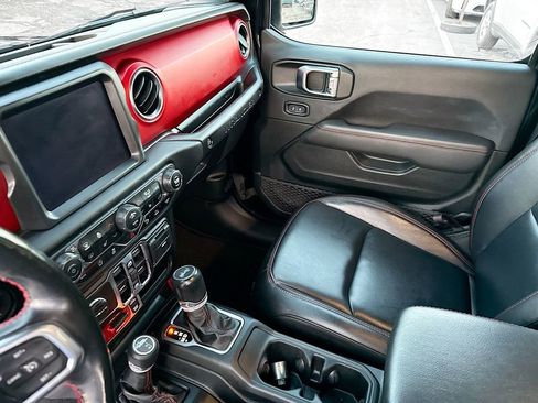 Used 2021 Jeep Wrangler Unlimited Rubicon AWD/4WD image 27