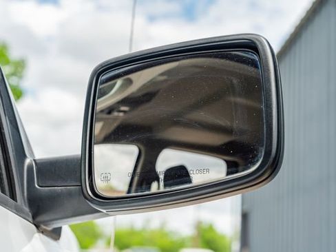 Used 2017 RAM 2500 SLT image 13