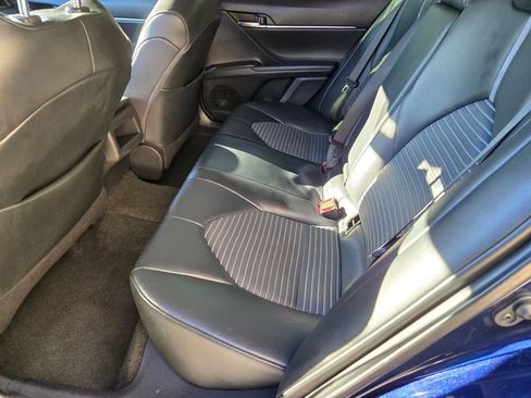 Used 2021 Toyota Camry SE image 14