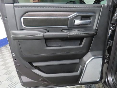 Used 2026 RAM 2500 Laramie AWD/4WD image 66