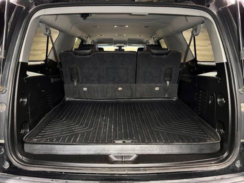 Used 2019 Chevrolet Suburban LS image 26