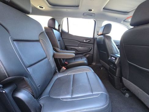 Used 2020 GMC Acadia SLT image 14