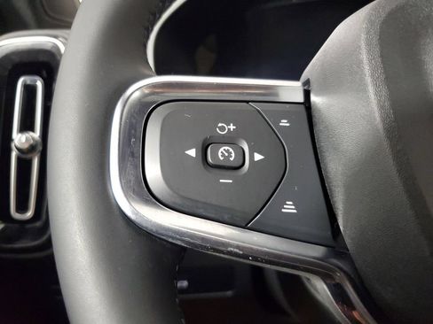 Certified 2023 Volvo XC40 Recharge Ultimate w/ Protection Package Premier AWD/4WD image 27