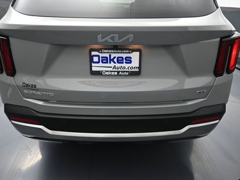New 2025 Kia Sorento EX w/ Panoramic Sunroof Package AWD/4WD image 37