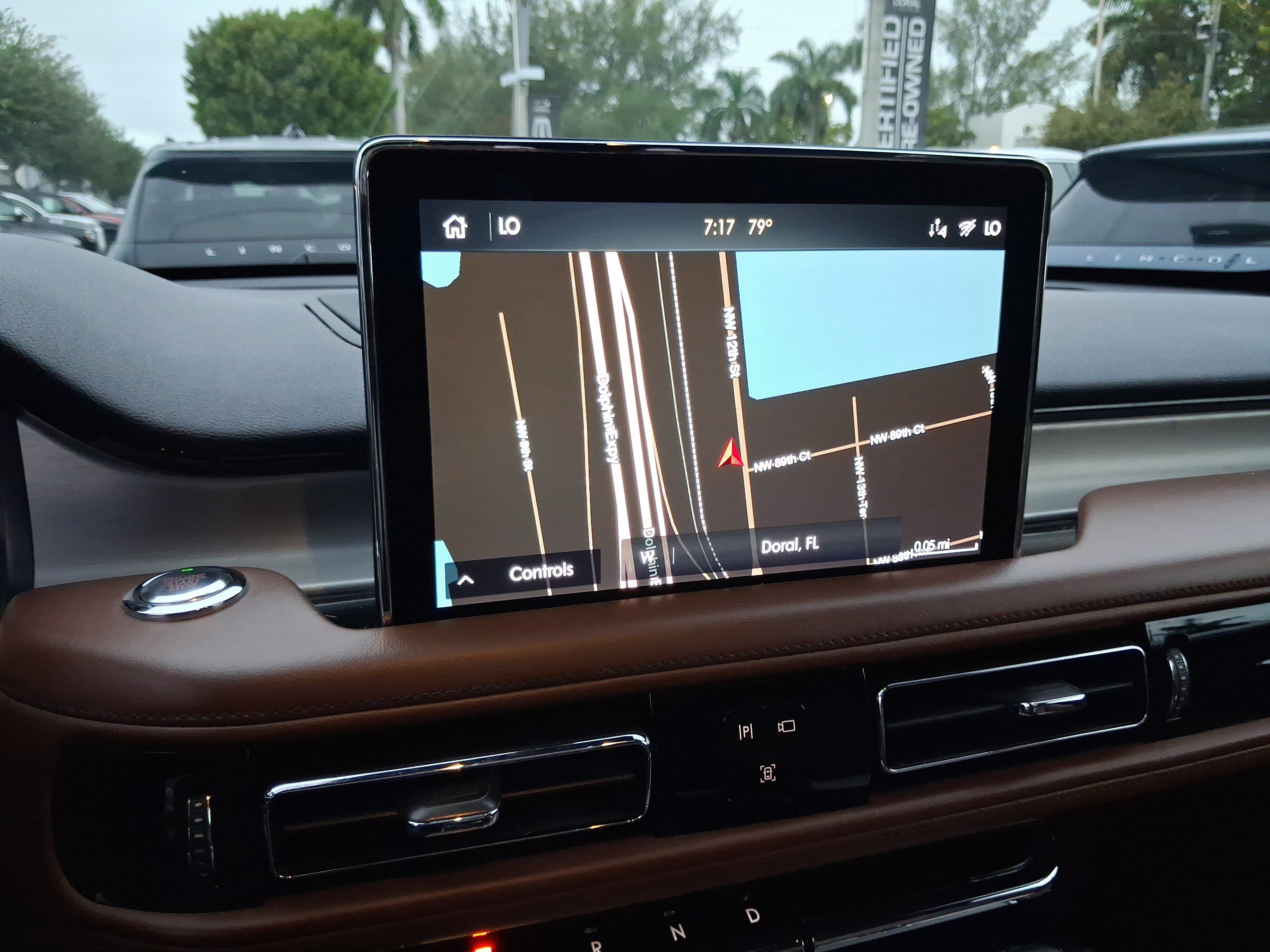 Used 2020 Lincoln Aviator Reserve w/ Equipment Group 201A RWD image 18