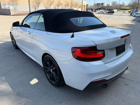 Used 2017 BMW M240i Convertible image 3