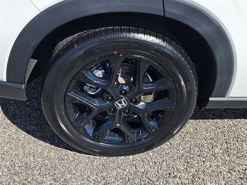 Certified 2024 Honda HR-V Sport image 9