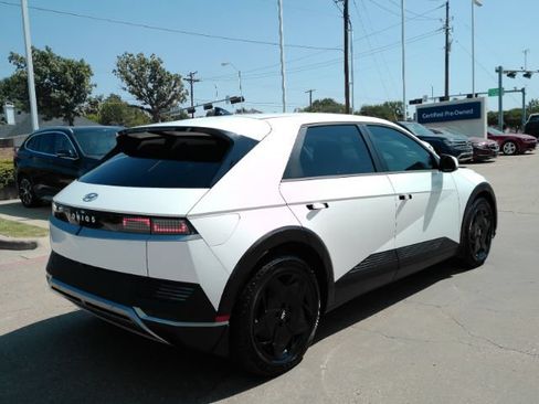 Used 2022 Hyundai Ioniq 5 SE w/ Cargo Package RWD image 6