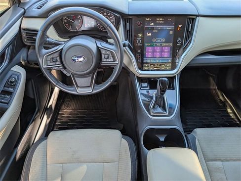 Used 2022 Subaru Outback Premium image 6