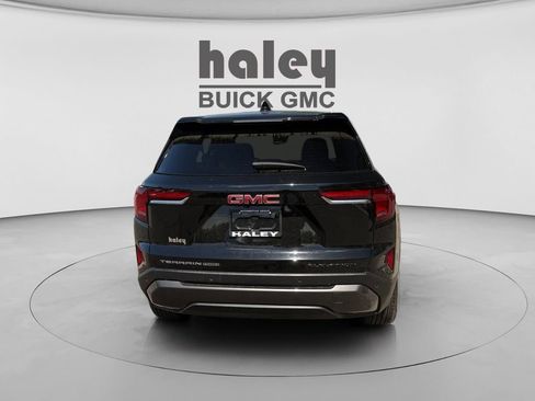 Used 2025 GMC Terrain Elevation AWD/4WD image 4