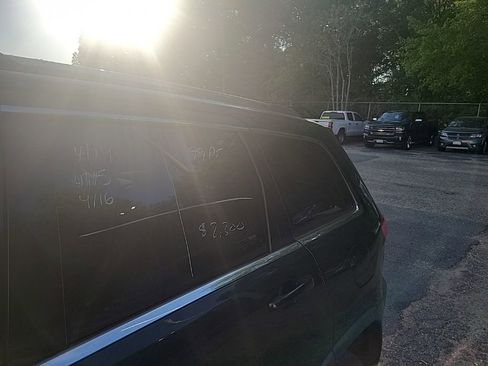 Used 2015 Jeep Grand Cherokee Laredo w/ Quick Order Package 23E image 14