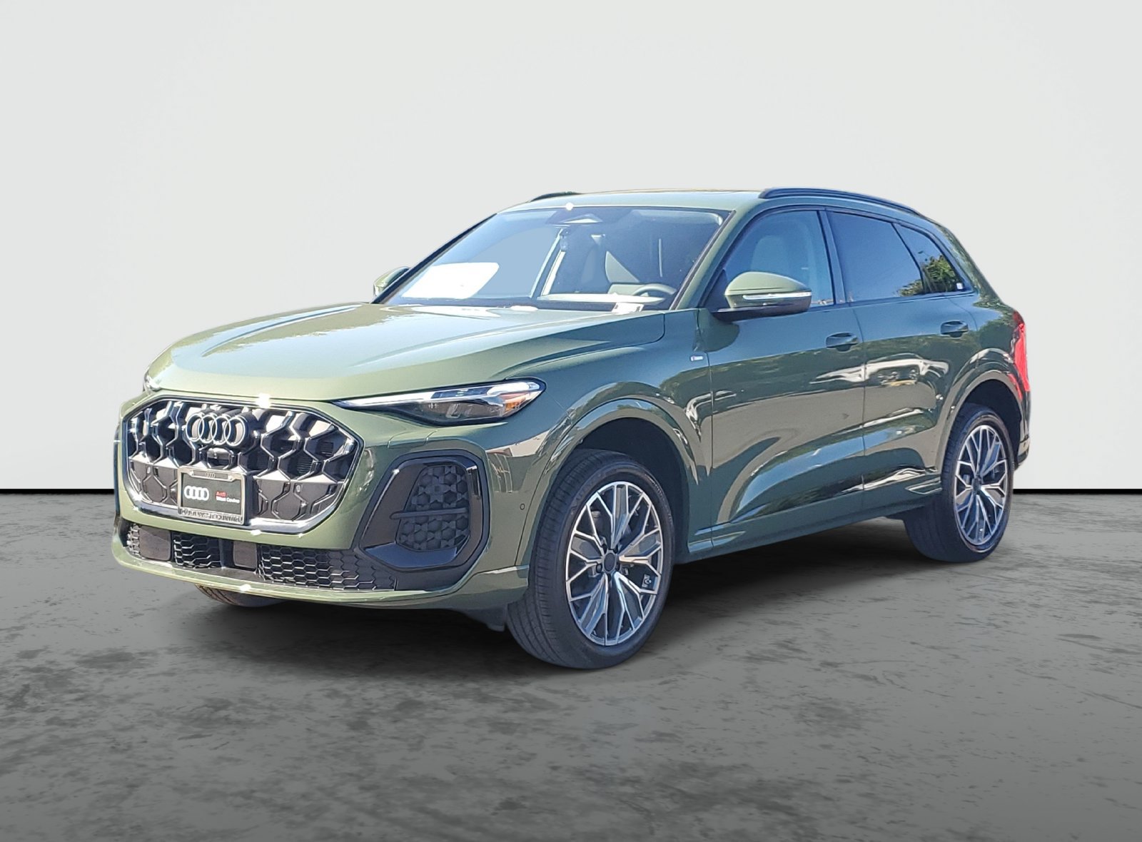 New 2026 Audi Q5 Premium Plus AWD/4WD image 2