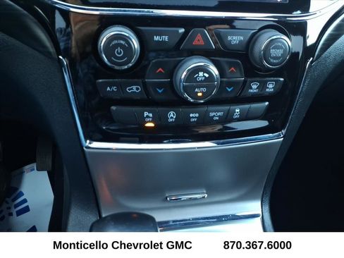 Used 2020 Jeep Grand Cherokee Altitude image 19