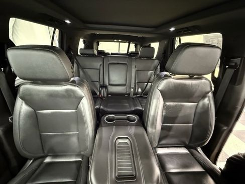 Used 2021 Chevrolet Tahoe Z71 image 30