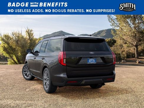 New 2027 Ford Expedition Platinum w/ Stealth Appearance Package AWD/4WD image 9