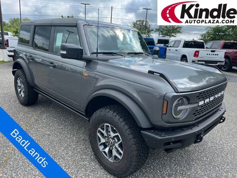 New 2025 Ford Bronco Badlands image 1