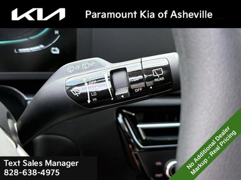 New 2026 Kia Niro LX FWD image 25
