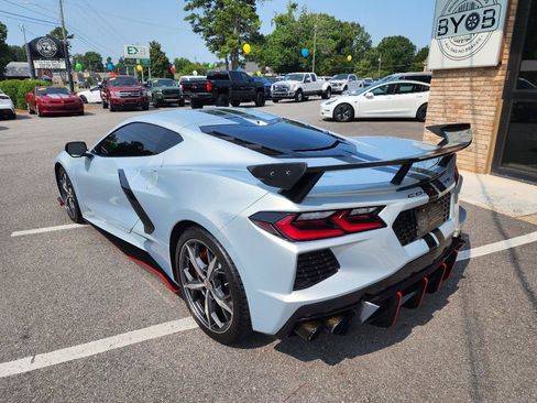 Used 2021 Chevrolet Corvette Stingray Preferred Cpe w/ Z51 Performance Package RWD image 3