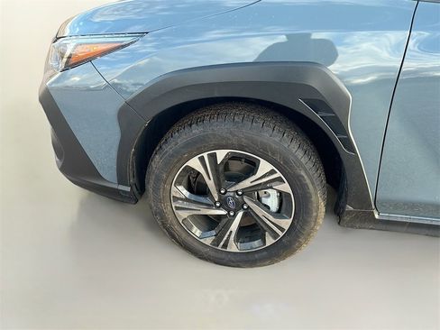 Used 2025 Subaru Crosstrek 2.0i Premium image 28