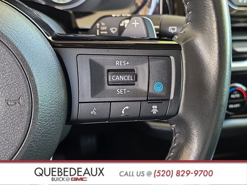 Used 2022 Nissan Pathfinder SV FWD image 13