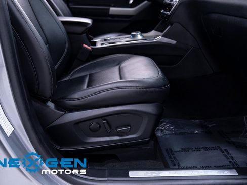 Used 2023 Ford Explorer Limited image 54