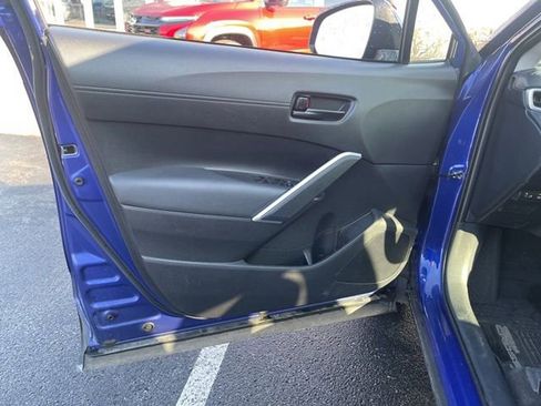 Used 2023 Toyota Corolla Cross LE image 14