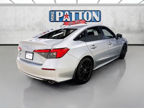 Used 2024 Honda Civic Sport image 7