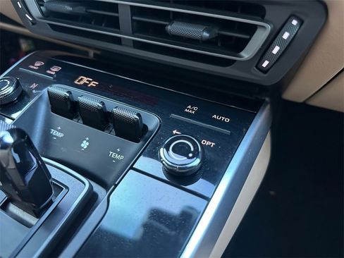 Used 2020 Porsche 911 Carrera 4S image 23