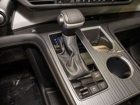 Used 2025 Toyota Sienna XLE image 17