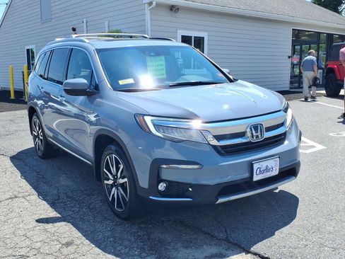 Used 2022 Honda Pilot Touring image 3