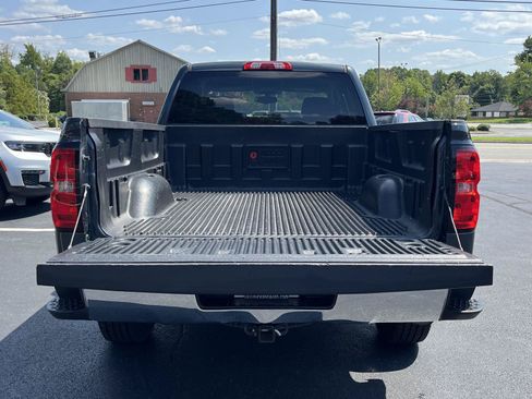 Used 2019 Chevrolet Silverado 1500 LT AWD/4WD image 18