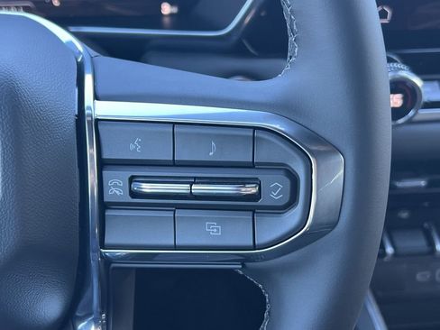 New 2026 GMC Canyon Elevation w/ Convenience Package image 9