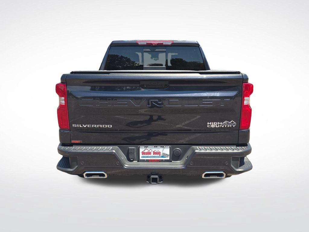 Used 2023 Chevrolet Silverado 1500 High Country w/ High Country Premium Package AWD/4WD image 4