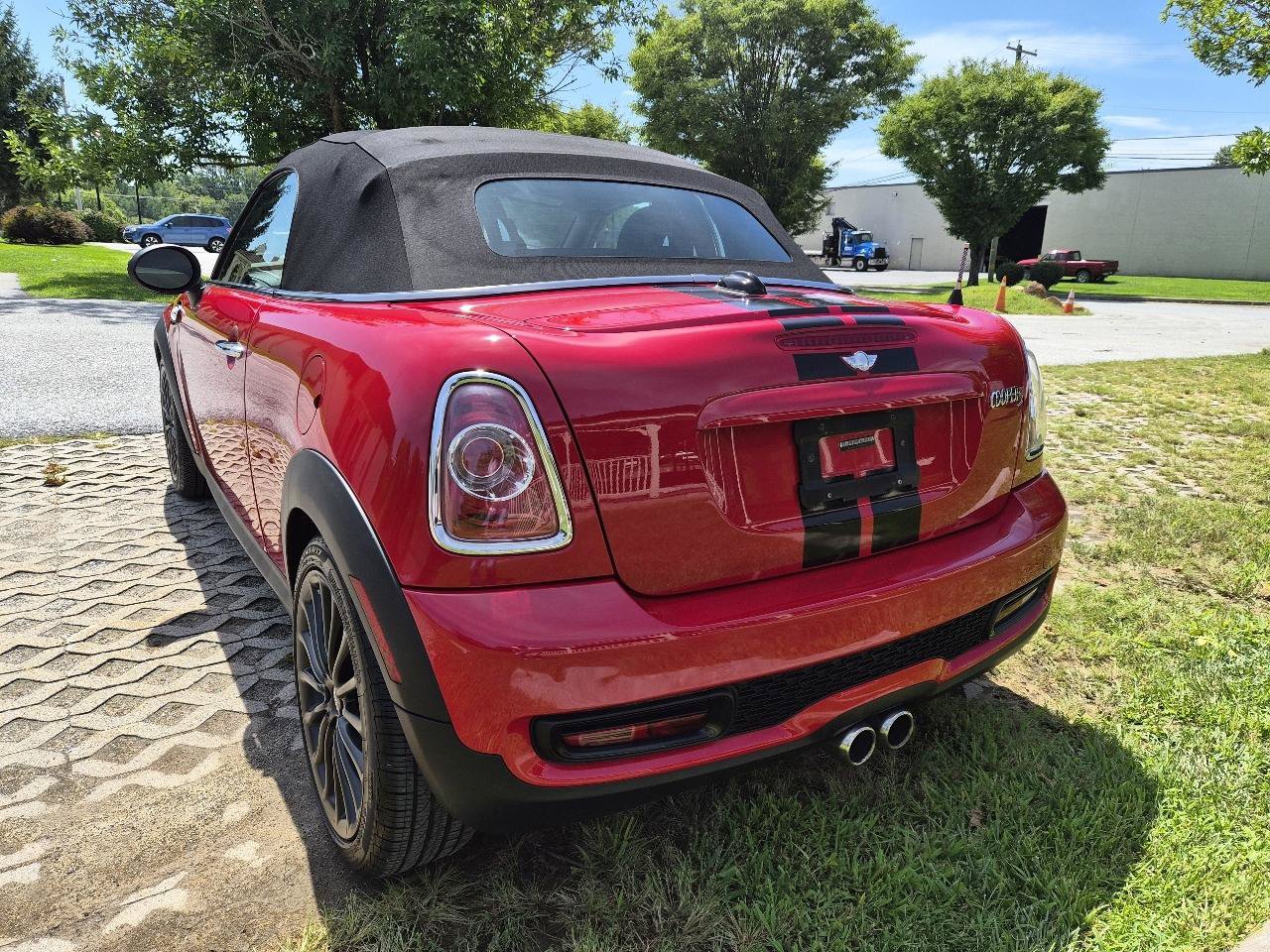 Used 2014 MINI Cooper Roadster S FWD image 7