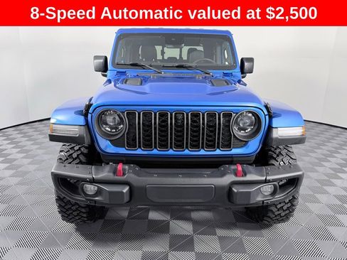 Used 2024 Jeep Gladiator Rubicon image 3