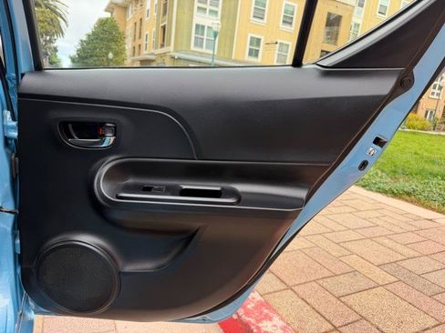 Used 2016 Toyota Prius C Two FWD image 36