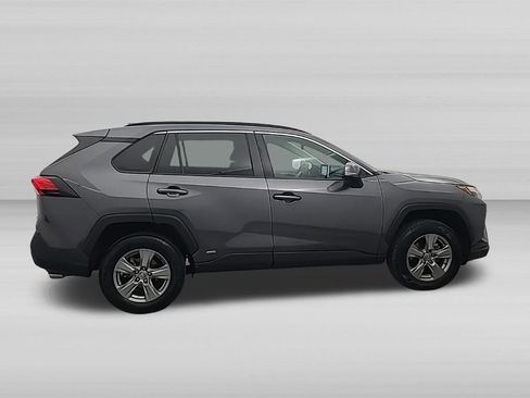 Used 2024 Toyota RAV4 LE AWD/4WD image 9
