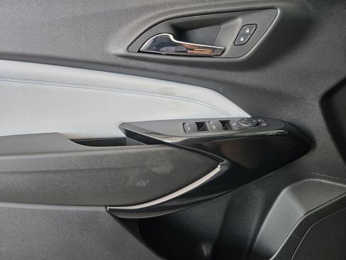 New 2026 Chevrolet Trax LT FWD image 24