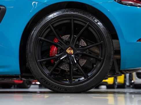 Used 2018 Porsche 718 Boxster S image 46