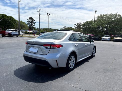Used 2024 Toyota Corolla LE image 24