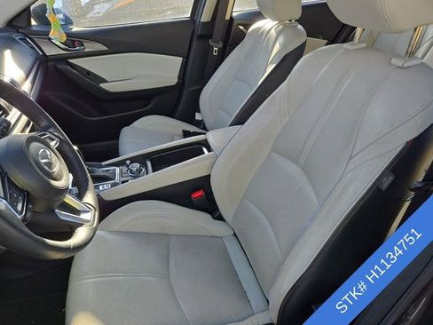 Used 2017 MAZDA MAZDA3 Grand Touring w/ Premium Equipment Package FWD image 3