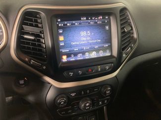 Used 2018 Jeep Cherokee Limited w/ Technology Group video 2